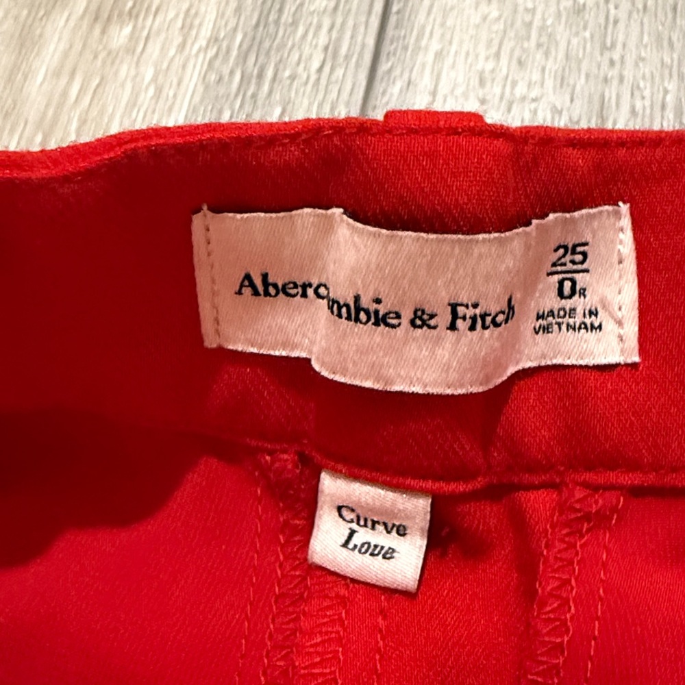 Abercrombie and Fitch Pants - Picture 4 of 12